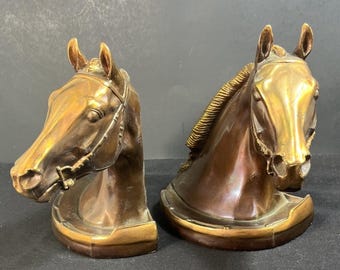 Suportes de livros vintage Dodge Gladys Brown ‘46 em metal bronzeado com cabeça de cavalo