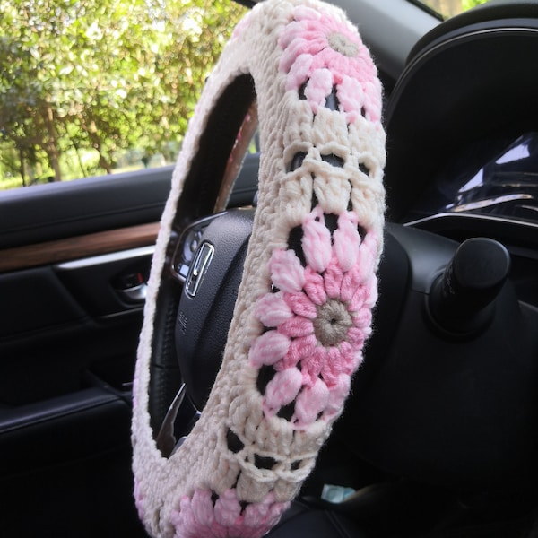 Light Pink Crochet Sunflower Steering Wheel Cover: Car Accessories