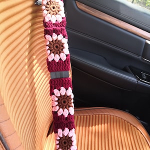 Virkat solrosbiltillbehörsset: Rattskydd och underlägg D  2 belt cover
