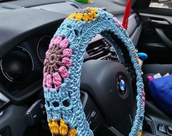 Handmade Crochet Sunflower Steering Wheel Cover: Car Cozy (14-15in)