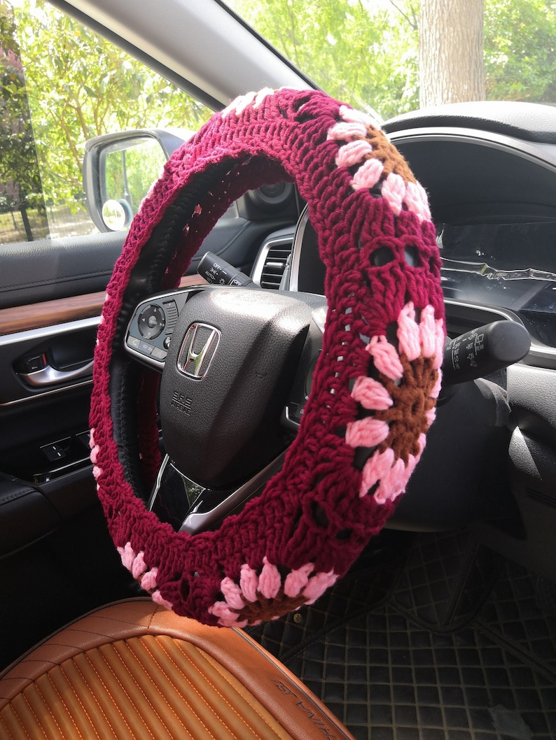 Virkat solrosbiltillbehörsset: Rattskydd och underlägg A  Wheel cover