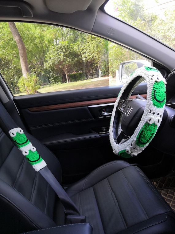Frog steering outlet wheel cover