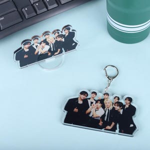 Stray Kids Mini Standee Table Acrylic / Kpop Keychain / Bang Chan / Lee Know / Changbin / Hyunjin / HAN / Felix / Seungin / I.N