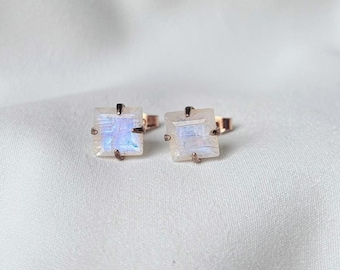 Orecchini a perno in argento sterling 14 carati con pietra di luna arcobaleno - Orecchini in argento massiccio - Orecchini a perno in argento con autentica pietra di luna