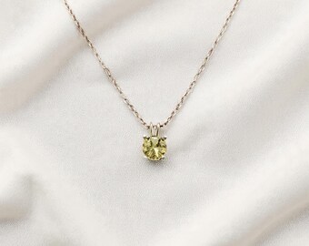 Halsband med citronkvarts | Halsband med hänge i gult kvarts | Smycken med ljusa citrinliknande ädelstenar | Minimalistiskt elegant halsband i guld eller silver |