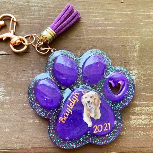 Custom Personalized 3D Resin Dog Paw Keychain | Pet Memorial Gift | Dog Lovers Gift | Pet Lovers Gift | Dog Mom Keychain | Dog Keychain