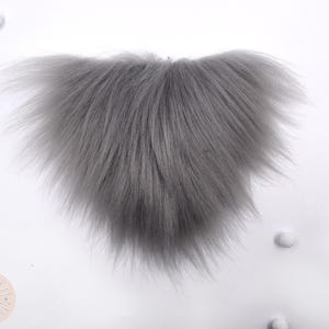 1 / 2 / 4 / 8 pcs, Medium, Gray Faux Fur Gnome Beard 6.5cm/2.6" Pile, Pre-cut Gnome Beard Fur Fabric, Faux Fur for Crafts, 10x10cm/4x4"
