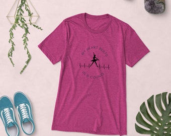 My Heart Beats in 8 Counts - Short sleeve t-shirt