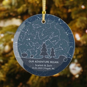 Mapa de estrellas personalizado por fecha Adorno navideño de galaxia, Regalo de gráfico de cielo nocturno, Decoración de boda de compromiso Mr & Mrs, Recuerdo de aniversario de recién casados