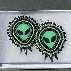 Alien - Glow in the dark - Flat stitch beaded earrings with daggers - French hooks image 1