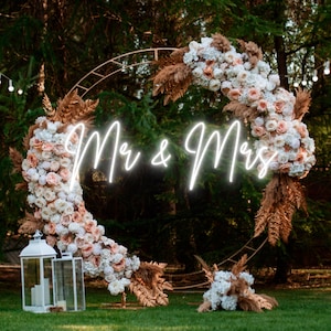 Letreiro de neon Sr. e Sra.: decoração personalizada de LED para casamento
