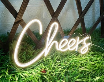 Insegna al neon Cheers: decorazioni LED personalizzate per matrimoni
