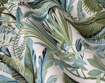 Tablecloth with umbrella hole. Table cloth Waterproof outdoor tablecloth with tropical leaves.Teflon retains liquids on the surface. Parasol