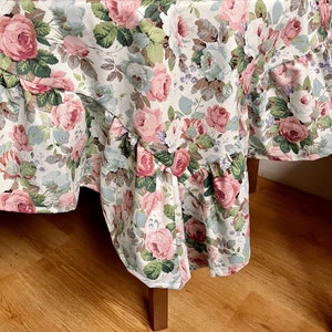 Ruffle tablecloth Water-repellent tablecloth with floral print. Home decor. Table setting.This effect retains spilled liquids on the surface