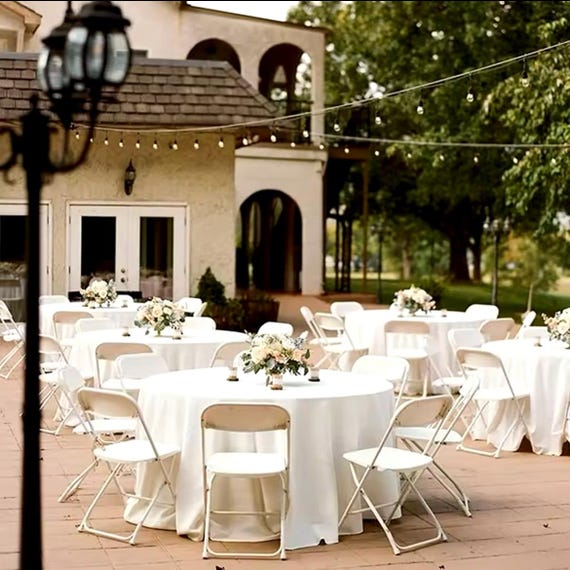 Elegante große runde weiße Tischdecke für Hochzeiten und Events schicke runde weiße Tischwäsche - perfekt für Hochzeiten und Feiern