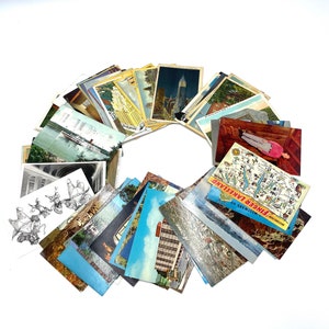 Set von 60+ Sortiertes Vintage Souvenir/Reisepostkarten verschiedener Themen/Orte