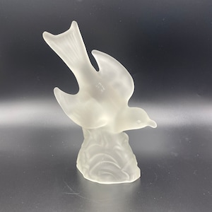 Vintage Le Smith Art Glass Frosted/Satin Clear Glass Bird in Flight Figurine