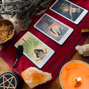 NACHRICHTENLEITFADEN | Tarot-Lesung | Kartenlesen | esoterische Lektüre | Treffen Sie Ihre Zukunft | Rider Waite Tarot | Hexerei | Ringelblumen-Tarot