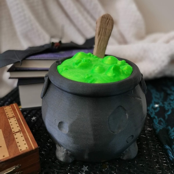 Witches Cauldron Candy / Sweets Bowl with Bubbling Potion Lid