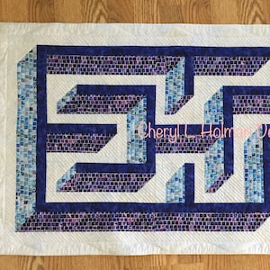 PDF 3D Dimensional Maze Pattern Table Runner - Bed Runner - Wall Hanging Quilt, Kid&#39;s Quilt 23&quot; x 53&quot;