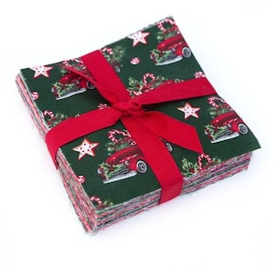 Christmas Variety Fabric Charm Pack – 5&quot; Pre-Cut Squares, 100% Cotton Quilting Fabric