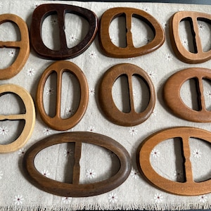 oval wooden buckle triangle wooden buckle -10 different sizes**BC003