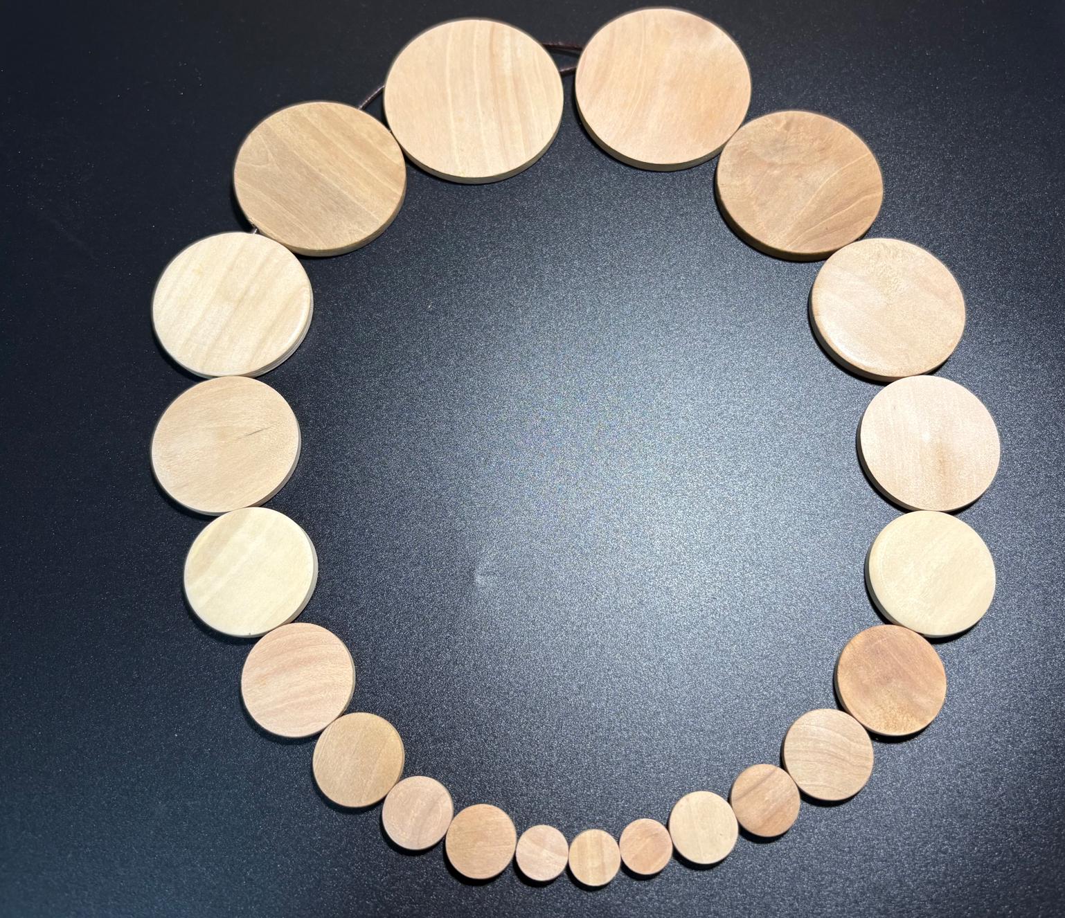 50 Stück Holzkreise 3 Cm Mit 2 Löchern + 50 Stück 10 Mm Ringe – Leere Anhänger Zum Bemalen & Basteln