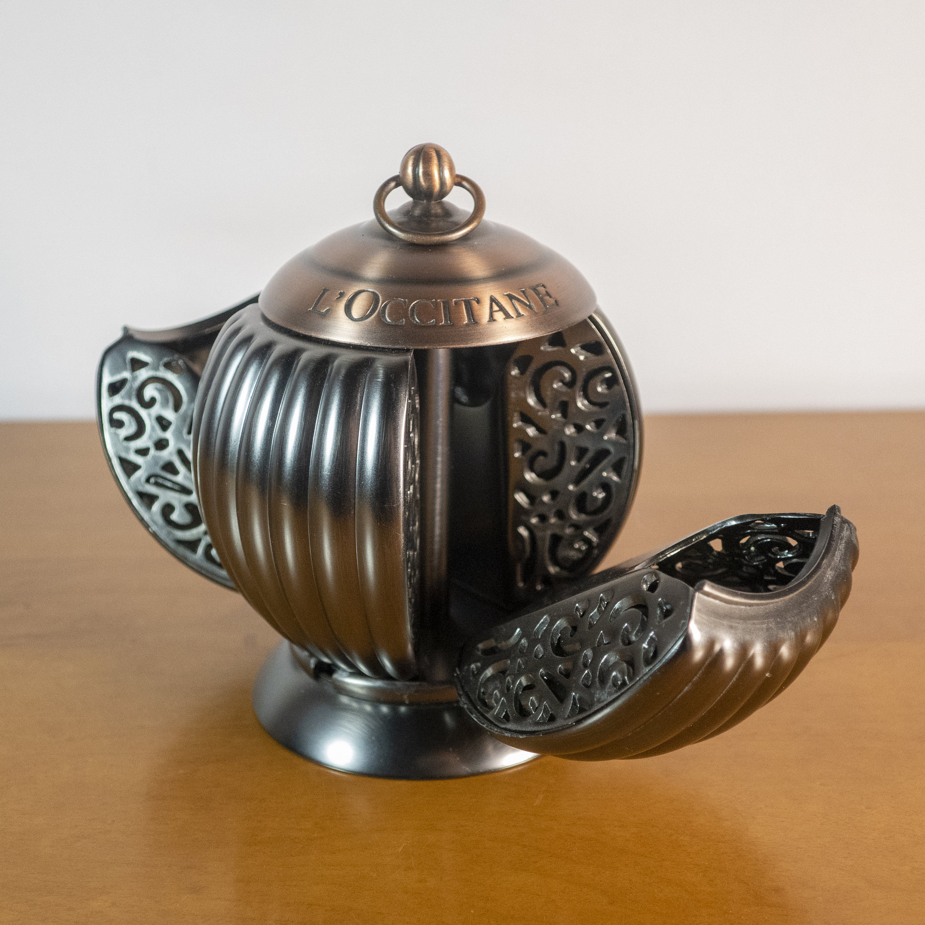 Vintage L'occitane Pomander Metal Potpourri Holder Fragrance