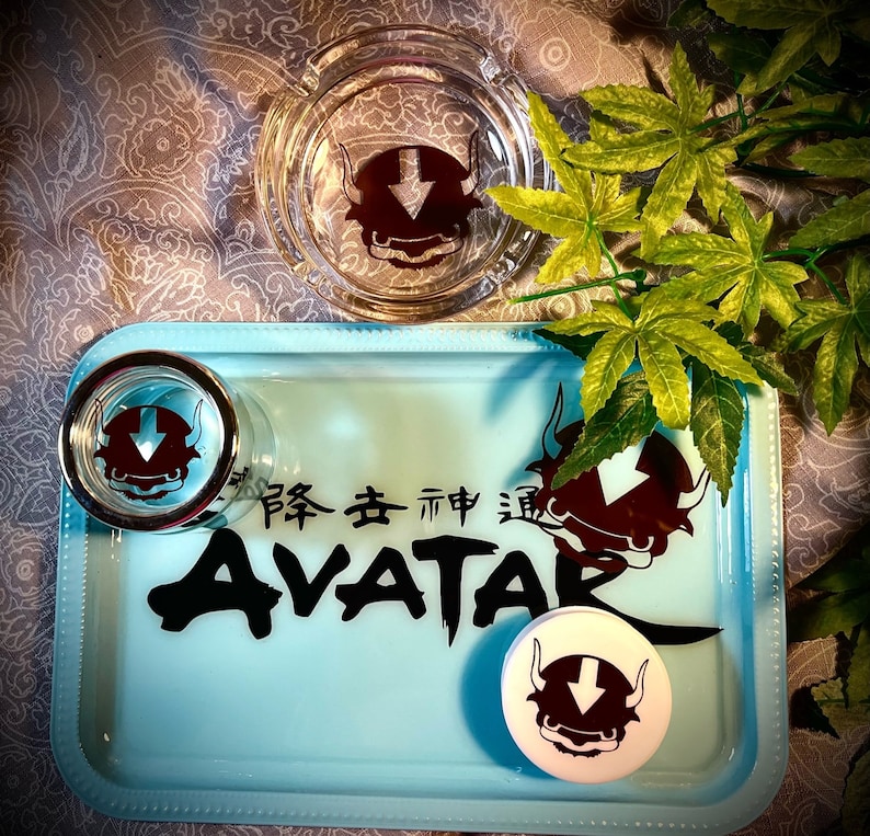 Avatar Rolling Tray, Acrylic Grinder, Stash Jar and Ash Tray Gift Set 