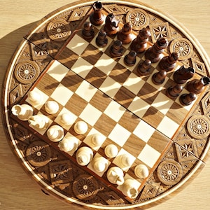 Personalized Hand-Carved Round Wooden Chess Set – Unique Artisan Board Game 13,5" (34 cm)