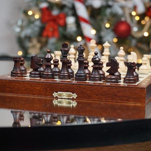 Juego de ajedrez pequeño de madera magnético personalizado de 20 cm (8 in), juego de ajedrez de viaje, juego de ajedrez portátil, tablero de ajedrez de viaje grabado a medida