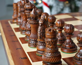 Gepersonaliseerde houten schaakset: met de hand gesneden stukken, massief houten bord (23")