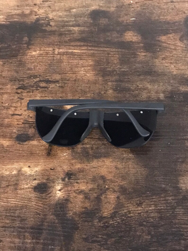 Vintage Deadstock 90s New Neon Black Mirror Revo Sunglasses New A8