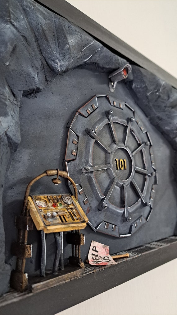 Fallout 101 Door - Vault-tec. Vault 101 Miniature Door Box Frame