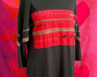 Vintage forest green dress with tassels & embroidered appliqué