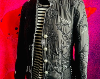 Stunning vintage quilted embroidered Gelco blazer jacket with nehru collar