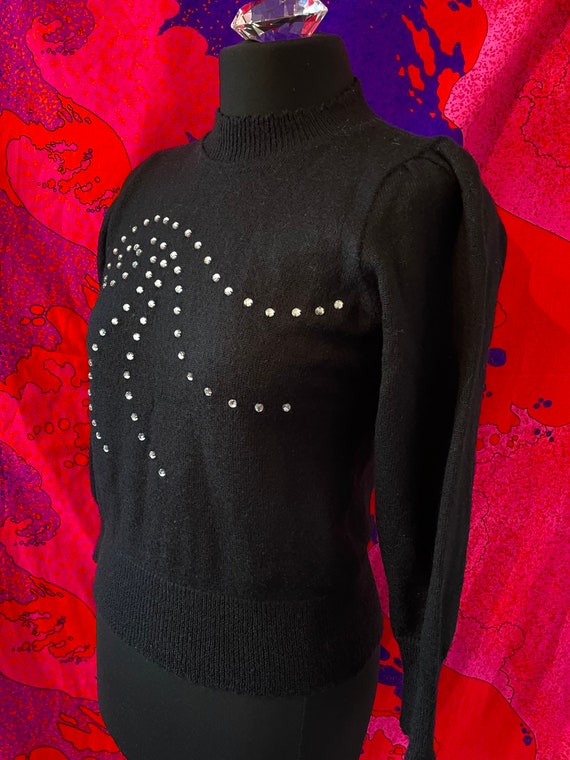 Darling 1960s puff sleeve black jumper with rhine… - image 2