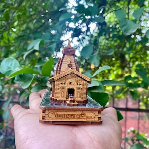 Kedarnath temple wooden miniature, Indian pilgrimage model, lord shiva Adi yogi abode, Hindu religion, wooden model, image 1