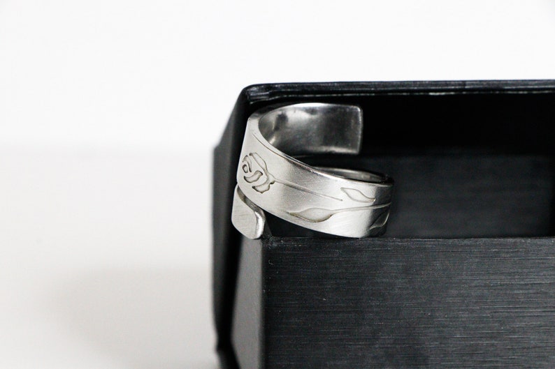 THE TWISTED ROSE-Handmade vintage spoon ring sa