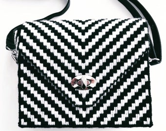 Retro, Embroidery, Sewing, Bag Kit, Vintage, Mod, 60s, 70s, style, Black, White, Geometric, Chevron, Bargello Pattern