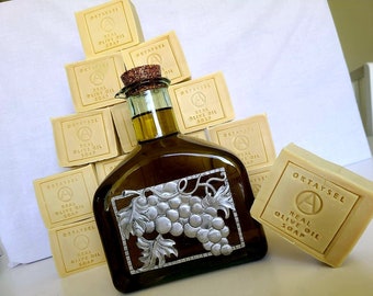 Traditional Organic Castile & Coconut Soap | Minimalist 4-Ingredient Bar | Unscented, Hypoallergenic, Biodegradable | 4.2 oz