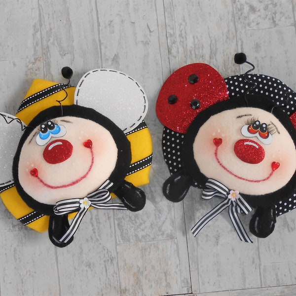 Summer Wreath Attachment, Bumblebee or Ladybug wreath attachment