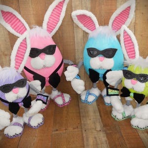 Dapper Bunny Easter Wreath Attachment: Egg Brothers Decor