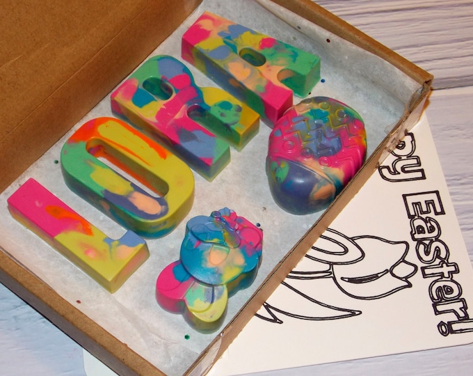 Custom Alphabet Crayons Gift Set: Rainbow Letter Name, Party Favors