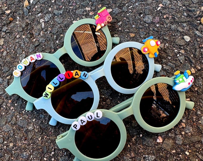 Personalized Retro Round Sunglasses with Sailboat, Boat, Airplane, Tree Charm