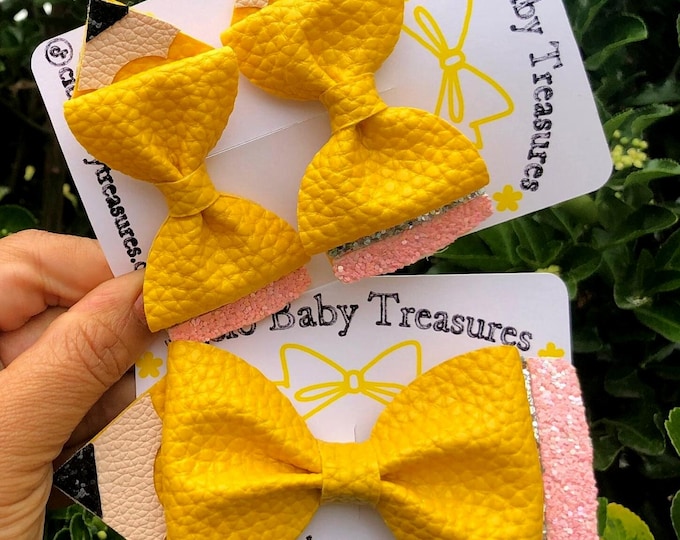 Pencil Hair Bows: Back To School Alligator Clip Bow