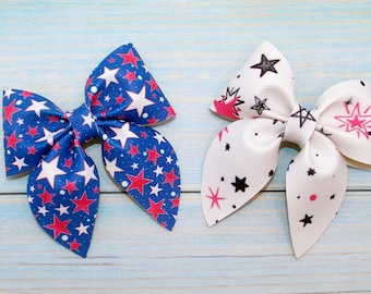 White And Blue With Stars July 4th Bow Small hair bow,4th of July Bow,Nylon headband/Clip Baby Girl Bow 4th of July Patriotic Bow