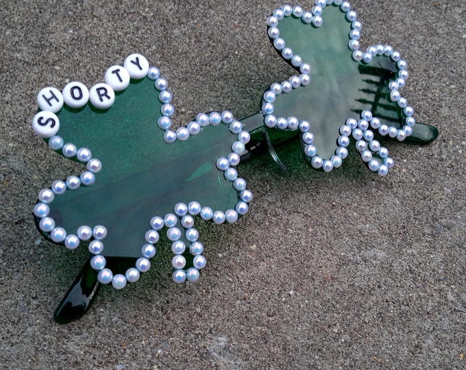 Leaf Sunglasses-Adult Personalized St. Patrick’s Day-Party Shamrock Green-Sun Glasses With Pears-Name Summer Glasses-Green Lucky You Gift