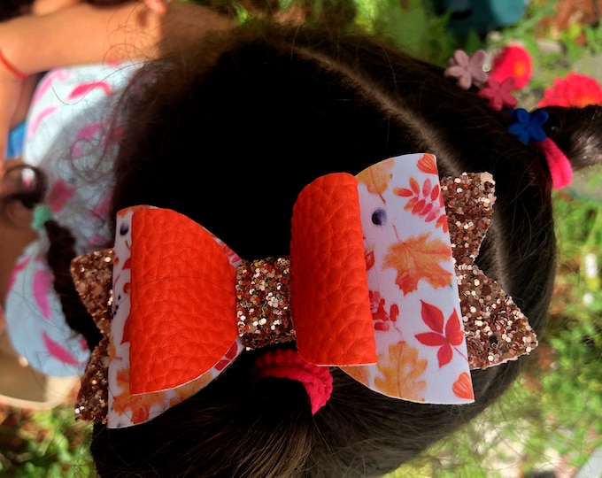 Chunky Fall Hair Bow Girl Bows,Fall Leaf Pinch Bow,Pumpkin spice Snap Clip,Bow Pumpkin Glitter Faux Leather Girls Hair Bow,Fall Leaves Bow