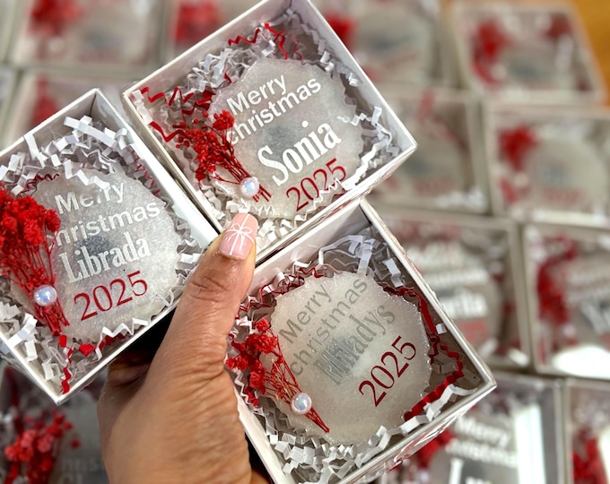 Favor Christmas-Holydays Personalized Magnet Party-confirmation-Baby Shower-Anniversary-Wedding-Favor-Save the date-Fridge-Engagement